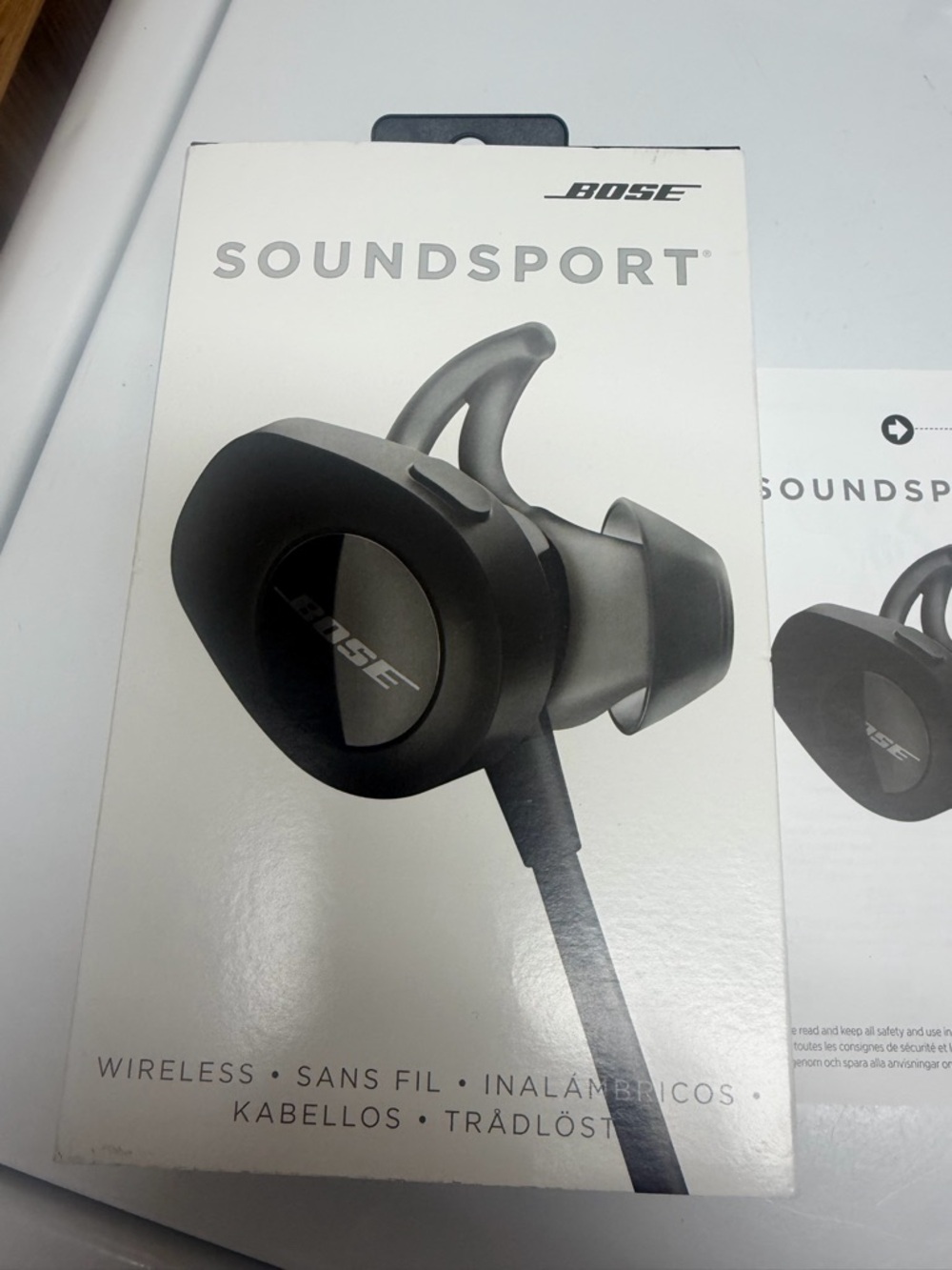 Bose Black In-Ear Wireless Earbuds with Neck Cable - Picture 6 of 8